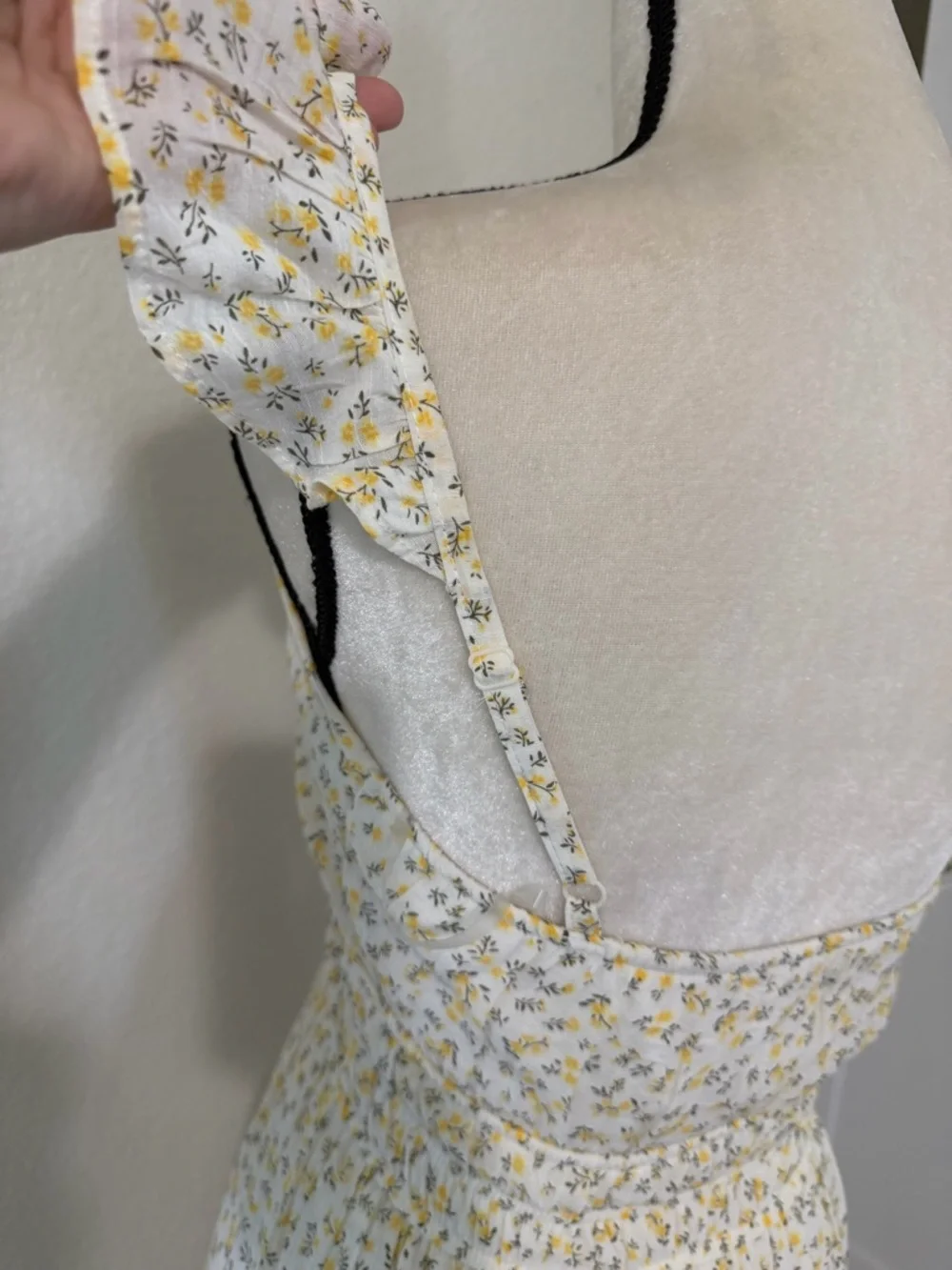 Derek Heart Floral Maxi Romantic Dress - Picture 8 of 9